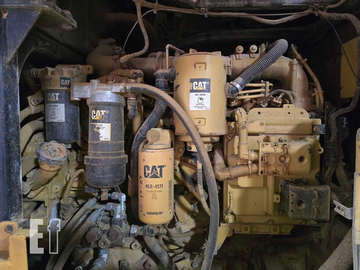 2014-caterpillar-924k-image-23