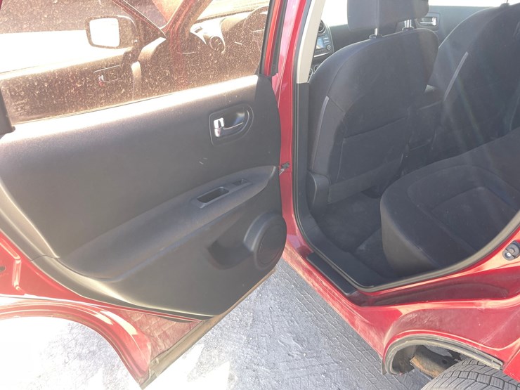 2015-nissan-rogue-image-50