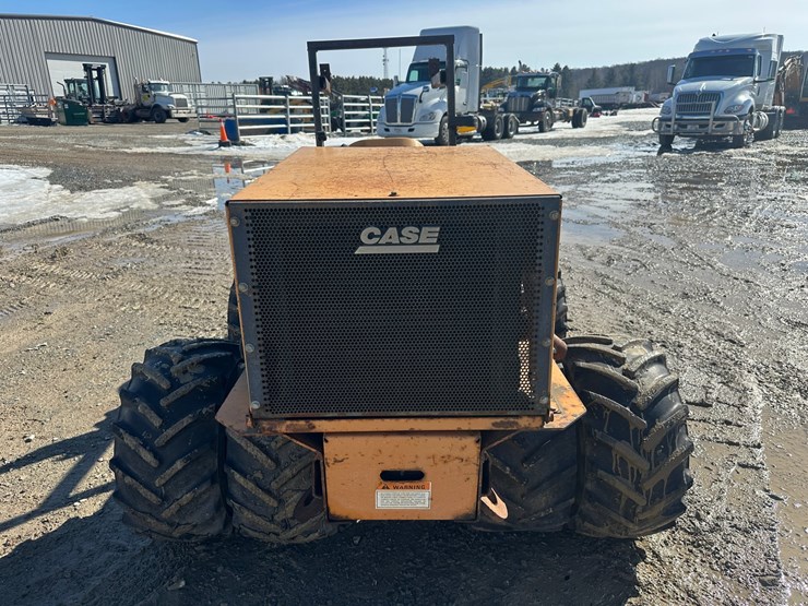 case-maxi-sneaker-image-16