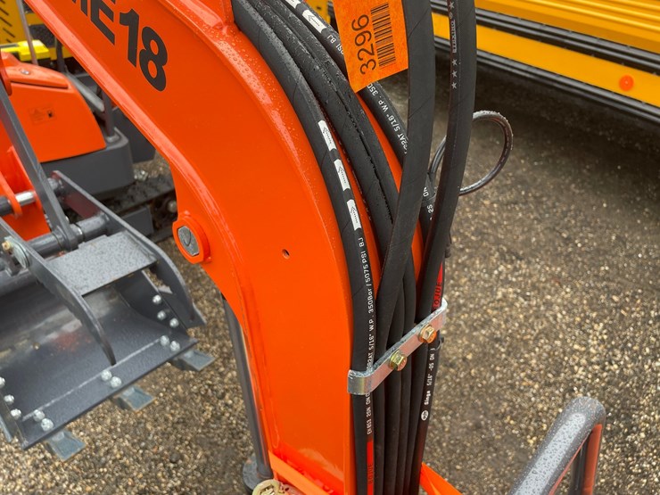 #3296-•-2026-ats-me18-mini-excavator-image-6