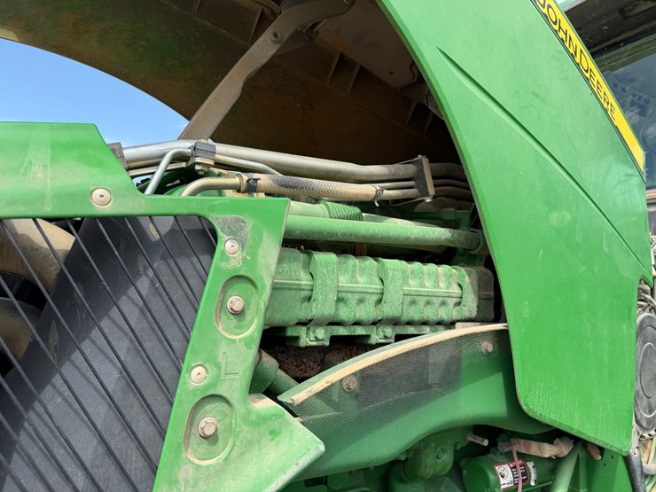 2012-john-deere-8235r-image-48