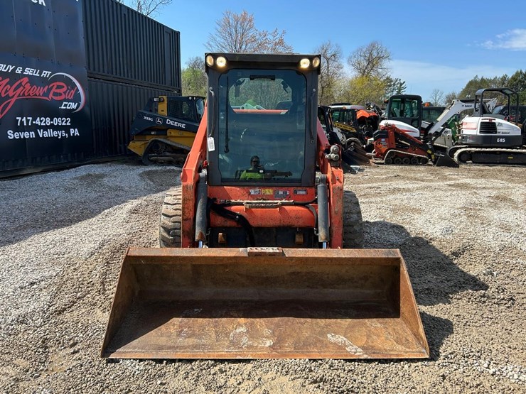 2017-kubota-ssv75-image-7