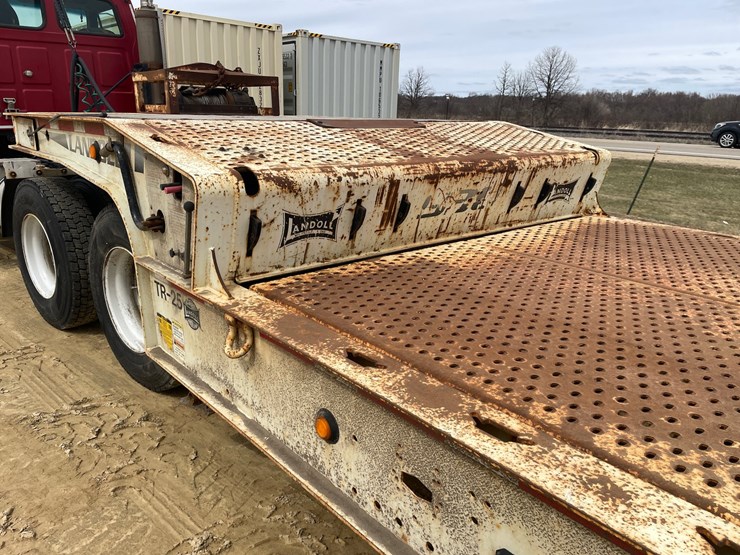#7516-•-2015-landoll-s30c-51'-hydraulic-beavertail-semi-trailer-image-19