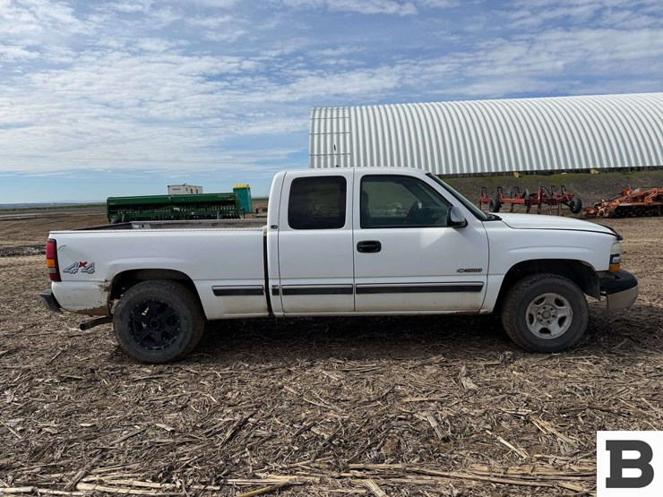 2002-chevrolet-silverado-1500-image-7
