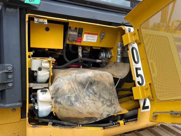 komatsu-d61pxi-23-image-38