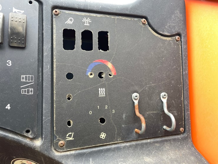 2013-jlg-g6-42a-image-50