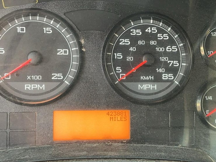 2017-international-prostar-image-30