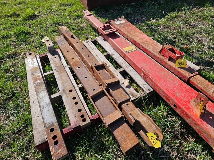 #562-•-wagon-tongue-image-1