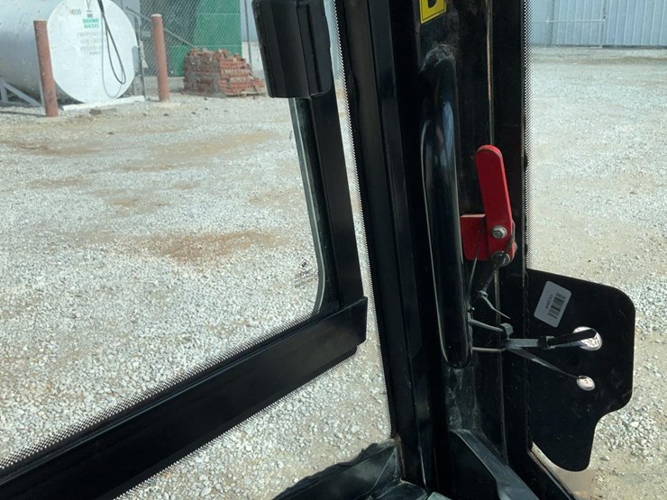 2021-jcb-215t-image-24