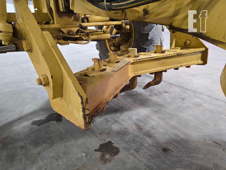 2003-caterpillar-140h-image-16