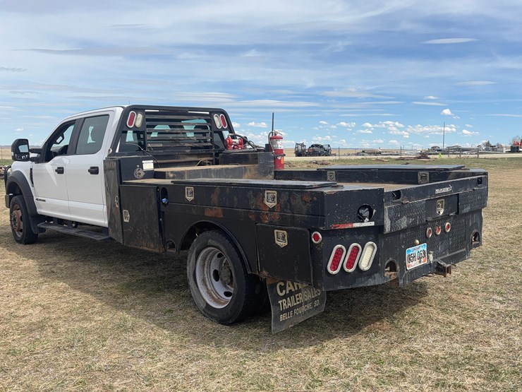 2017-ford-f550-image-21