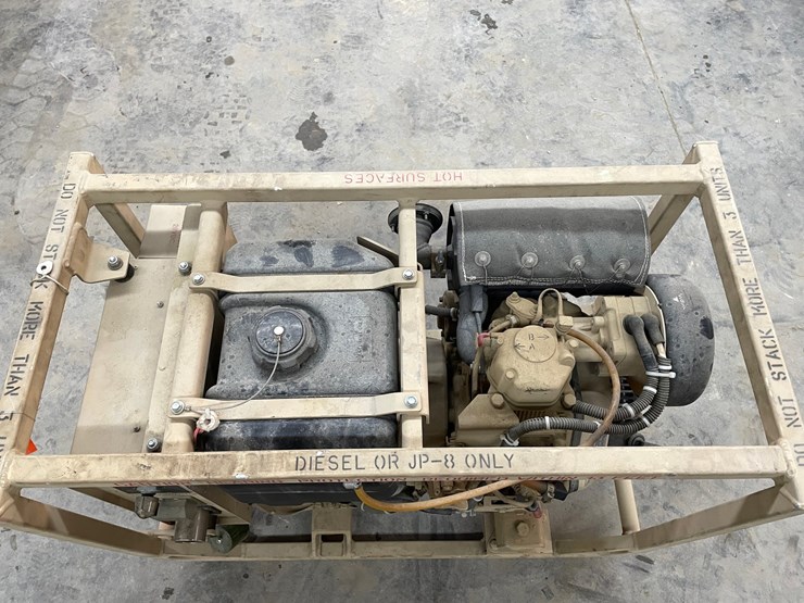 #7550-•-military-diesel-generator-image-13