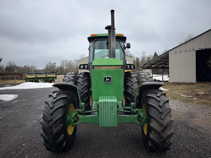 john-deere-4250-image-8