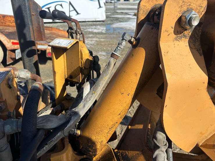 case-maxi-sneaker-image-52