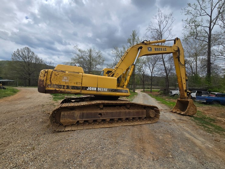 deere-892e-lc-image-18