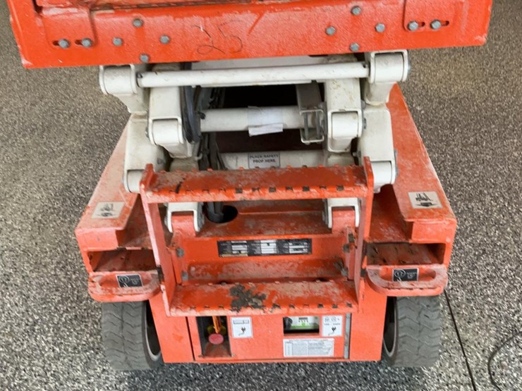 #430-•-2023-snorkel-19'-scissor-lift-image-11