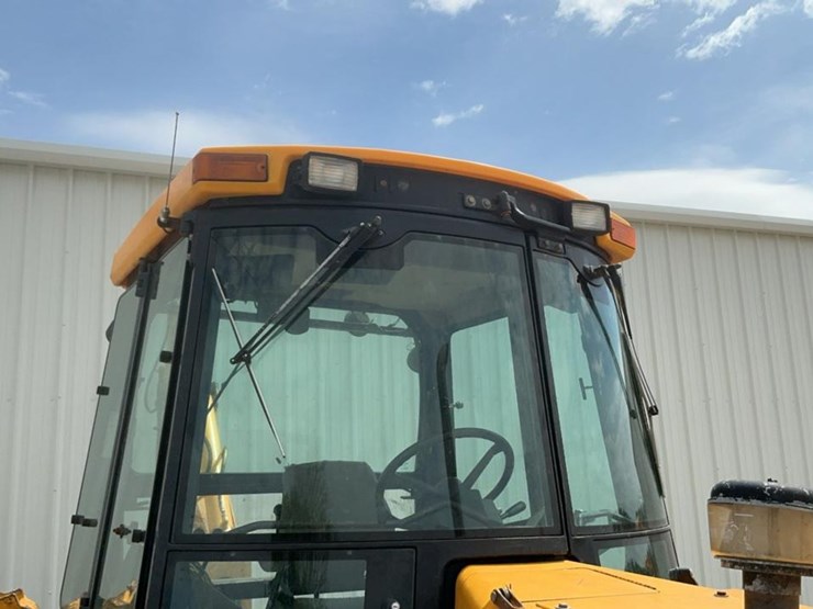 john-deere-310d-image-48