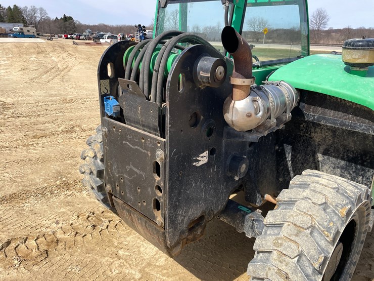 2014-jlg-g5-18a-image-16