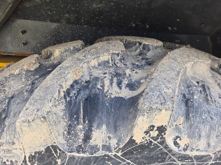 2019-deere-310-image-81