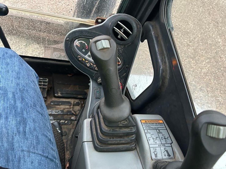 2017-bobcat-e35i-image-20