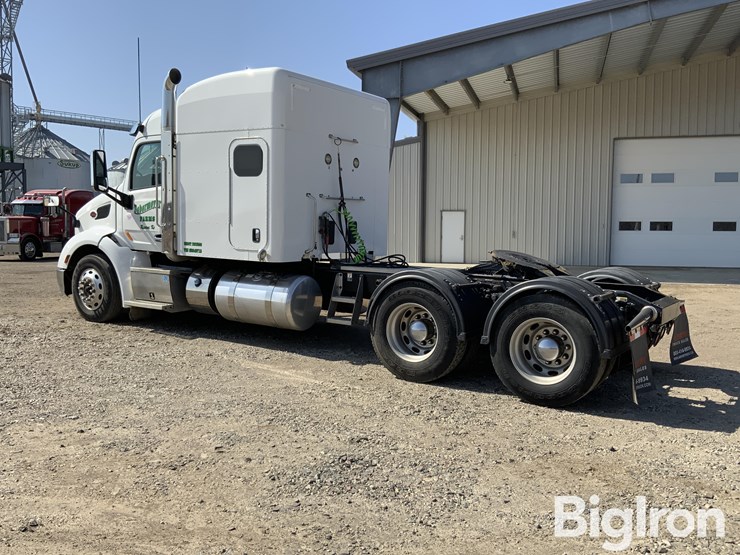 2016-peterbilt-579-image-7