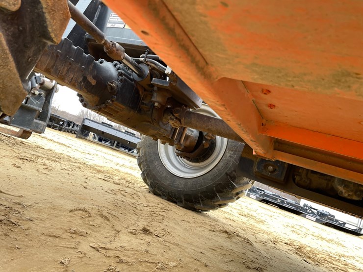 2013-jlg-g6-42a-image-44