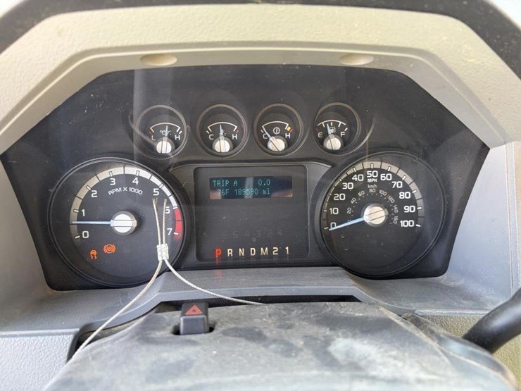 2011-ford-f250-image-16