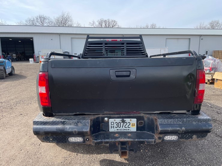 2008-gmc-3500hd-image-6