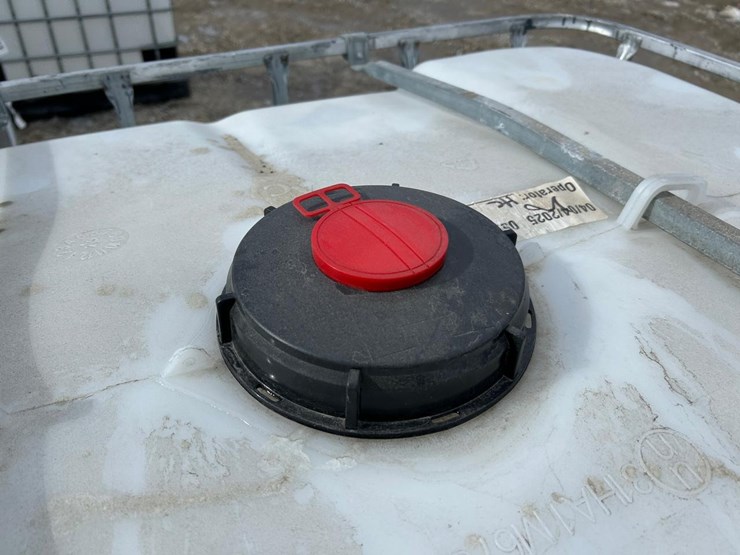 water-tank-tote-image-5