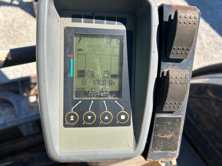 2015-deere-50g-image-22