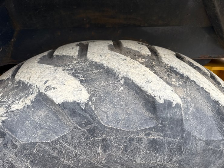 2001-deere-310sg-image-85