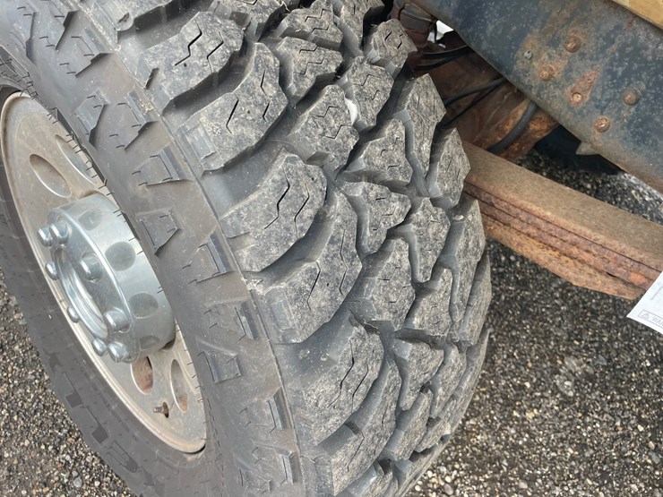 2010-ford-f250-xl-image-16