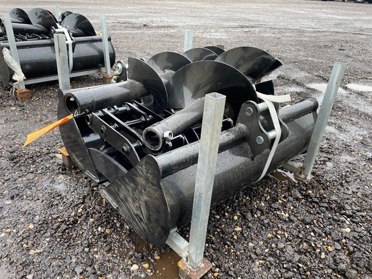 #3348-•-new-mini-excavator-attachment-kit-image-1