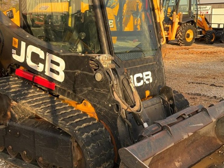 2022-jcb-215t-image-8