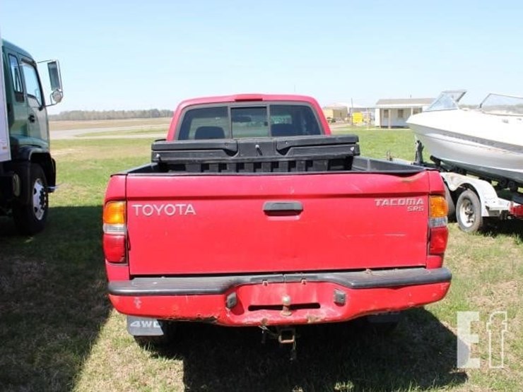 2001-toyota-tacoma-image-5