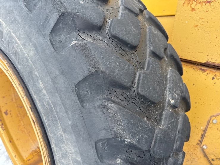 2019-champion-780a-image-76