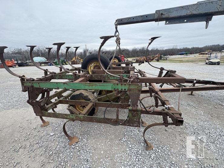 john-deere-1010-image-5