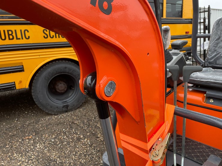 #3296-•-2026-ats-me18-mini-excavator-image-13