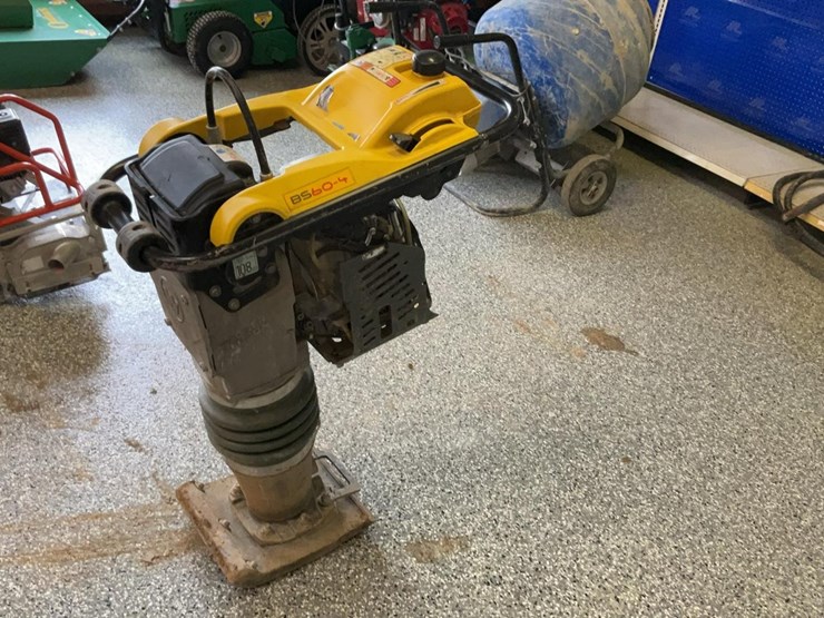 2017-wacker-neuson-bs60-4as-image-3