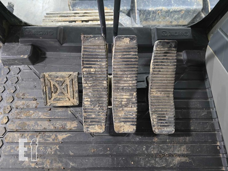 xcmg-xe150u-image-19