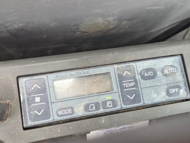 hitachi-zx330-lc-image-56