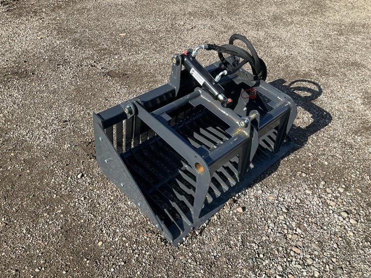 #1396-•-unused-landhonor-mini-skid-steer-grapple-bucket-image-3