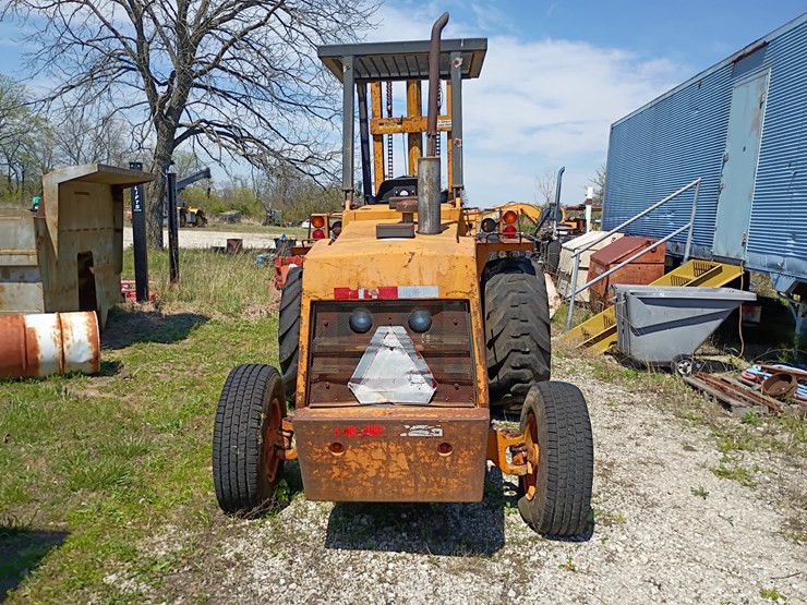 1979-case-586c-image-5