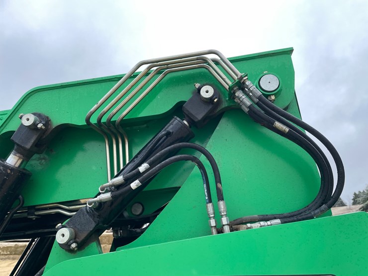 2014-sky-trak-6042-image-26