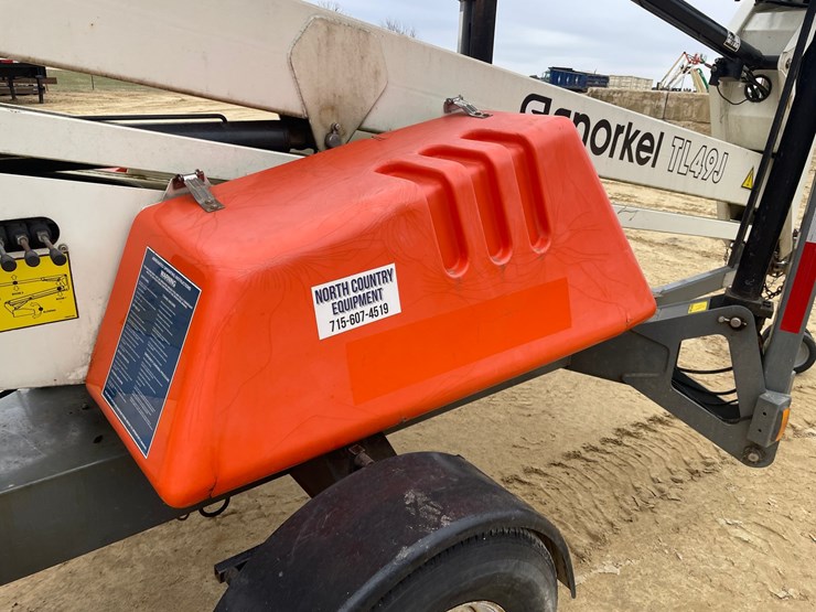 #7513-•-(m-4)-2018-snorkel-tl49j-towable-boom-lift-image-29