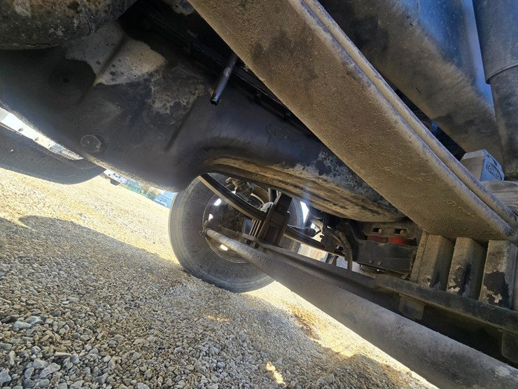 1996-peterbilt-377-image-51