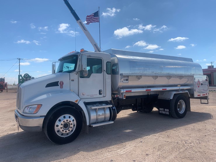 2020-kenworth-t370-image-2