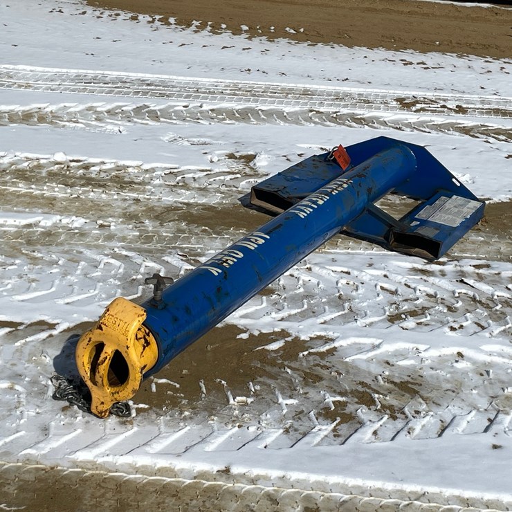 #7537 • Adjustable Fork Pocket Lifting Jib