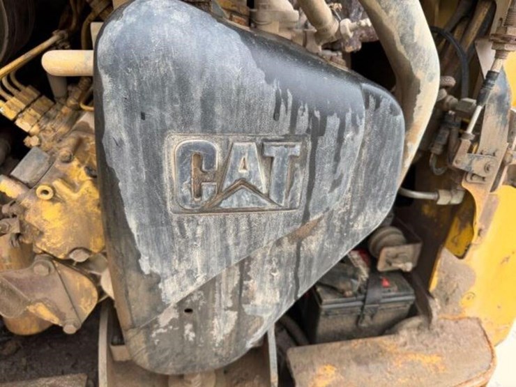 2009-caterpillar-232b2-image-25