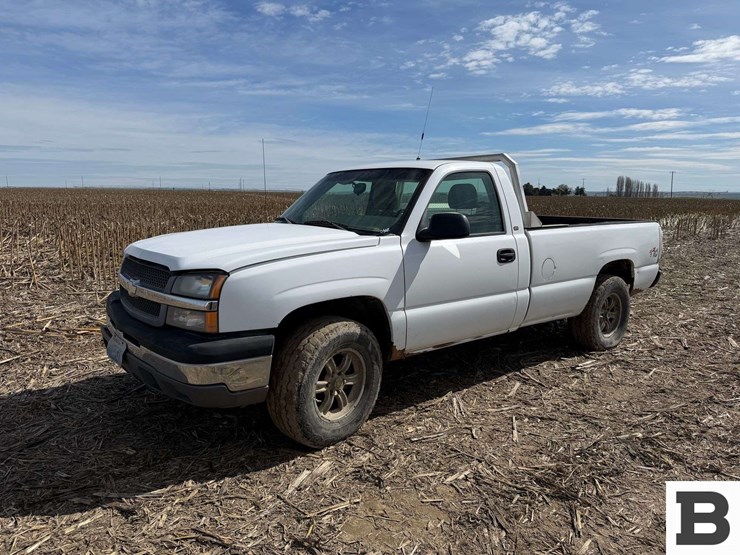 2005-chevrolet-silverado-1500-image-1